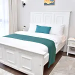 Sky 2Bedroom Apartments