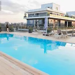 Elegant 2 Bedroom In Riverside Square
