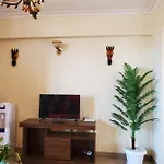 Father\'S Hub Airbnbs