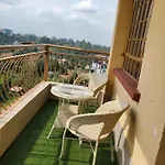 Father\'S Hub Airbnbs