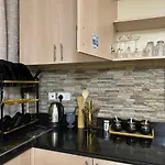 Winlee Suites