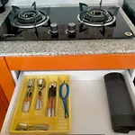 Cozy, Amenities Galore Guesthouse, 5Km To Cbd