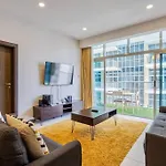 Homely & Spacious 2 Bd Apt At Skynest