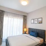 Modern 2 Bedroom Apt At Escada
