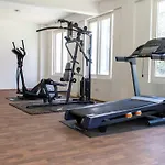 Duchess Park Serviced 4 Bedroom Apartment
