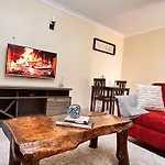 Neema Executive Suites Near Junction Mall With Balcony