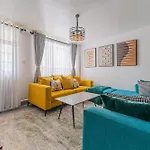 Macgregor Apartment