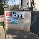 Sq Grand Oyster Apartment
