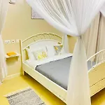 Pristine Luxury 2 Bedroom Apartment-South C