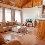 United Nations Bluezone Stunning Spacious Cottage