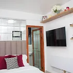 Gweth Studio Apartment