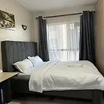 Elegant Studio Bnb