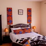 E\'S Place