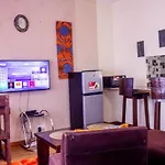 E\'S Place