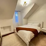 F&F Home