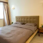 Shared Room In Three Bedrooms, Private Bathroom, Gym, Office Area, Kitchen, Wonderiss Home Westland Living