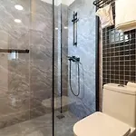 1Bedroom For Short And Long Term Stay