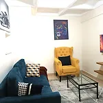 Lux Suites Trm 1 Bedroom Apartments