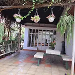 Lux Suites Utawala Family House