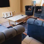 Lux Suites Honey Dew Stays Athiriver