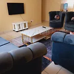 Lux Suites Honey Dew Stays Athiriver
