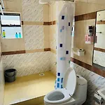 Lovely 1 Bedroom Apartment Brickwood