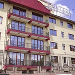 Lantern Serviced Apartments