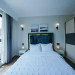 Abantu Parkview 2Br Suite Near Jkia Sgr With Pool Gym Eatery