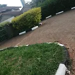 De Gold Nest-Opposite Usa Embassy