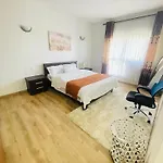 Almas Towers