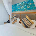 Raha Hotel & Suites