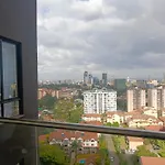 Roseville Apartment