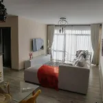 Modern 2Br Sanctuary, Pool & Gym