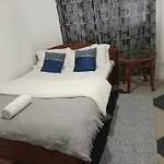 The Cozy Apartment - Karen