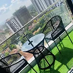 Rare Find Cozy 1Bed With City Skyline Views