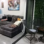 Tranquil 7Th Floor Apartment Near Art Caffe Market