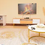 Marie\'S Luxury Homes