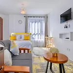 Karimu Luxe Homes- Studio Apartment