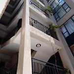 Tsavo 90 Degrees Apartment