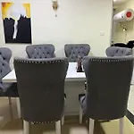 Lux Suites Mango Court Apartments
