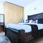 3Br Penthouse Perch