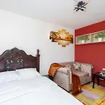 Ivy Haven Retreat- South B