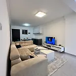 Quines Homes