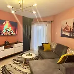 Cozy Home Near Wilson Airport & Giraffe Center
