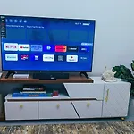 Gold Park 3Br Apartment