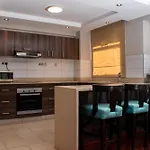 Longonot Place Serviced Apartment-Nairobi, City Centre Cbd