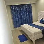 Royalty Cubes-Jkia