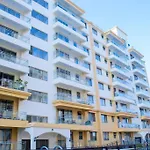 Cheapest 1Bdr With Pool On Lenana Road, Near Yaya Kilimani