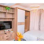 Cozy Studio At Goldpark Kilimani By Lulu Homes