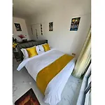 Urban Oasis Studio, Smarthome Apartment, Kilimani